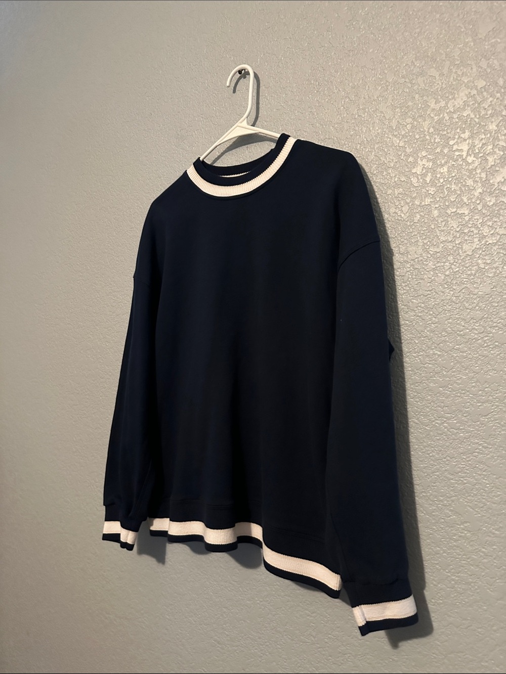 Perfectly Oversized Ringer Crew - Picture 7 of 10